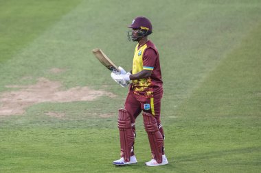 Batı Hint Adaları 'ndan Sherfane Ruthford, 1. Vitality T20 Uluslararası Serisi İngiltere - Batı Hint Adaları' nda Banks Riverside Stadyumu, Chester-le-street, Birleşik Krallık, 6 Haziran 2025 'te kaybedildikten sonra oyun sahasından ayrıldı.