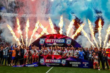 Hull KR, Betfred Challenge Kupası 'nı 7 Haziran 2025' te Wembley Stadyumu 'nda oynanan Betfred Challenge Cup final Warrington Wolves vs Hull KR maçından sonra kaldırdı.
