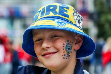 Taraftarlar, Wembley Stadyumu 'na 7 Haziran 2025' te oynanan Betfred Challenge Cup Final Warrington Wolves vs Hull KR karşılaşmasından önce geldi.