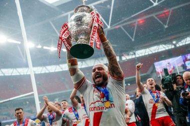 Hull KR, Betfred Challenge Kupası 'nı 7 Haziran 2025' te Wembley Stadyumu 'nda oynanan Betfred Challenge Cup final Warrington Wolves vs Hull KR maçından sonra kaldırdı.
