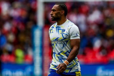 Warrington Wolves 'tan Rodrick Tai, 7 Haziran 2025' te Wembley Stadyumu 'nda oynanan Betfred Challenge Cup Final Warrington Wolves vs Hull KR karşılaşmasından önce ısınıyor.