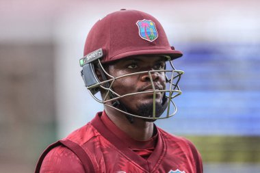 Batı Hint Adaları 'ndan Alzarri Joseph, 3 Haziran 2025' te Kia Oval, Londra, Birleşik Krallık 'ta 3. Metro Bank ODI İngiltere - Batı Hint Adaları davasında İngiltere' li Matthew Potts tarafından yakalandıktan sonra oyun alanından ayrıldı.