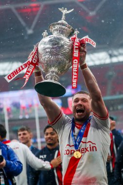 Hull KR, Betfred Challenge Kupası 'nı 7 Haziran 2025' te Wembley Stadyumu 'nda oynanan Betfred Challenge Cup final Warrington Wolves vs Hull KR maçından sonra kaldırdı.