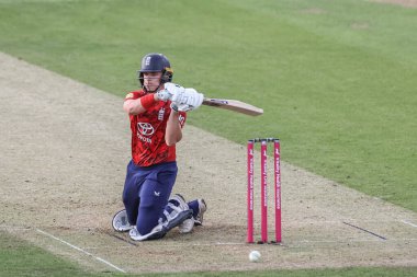 İngiltere 'den Jacob Bethell 1. Vitality T20 Uluslararası Serisi sırasında Banks Riverside Stadyumu, Chester-le-street, 6 Haziran 2025