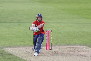 İngiltere 'den Jos Buttler, 6 Haziran 2025' te İngiltere 'nin Riverside Stadyumu' nda oynanan 1. Vitality T20 Uluslararası Serisi 'nde 4 sayı kaydetti.