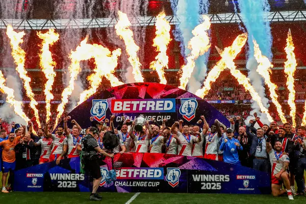 Hull KR, Betfred Challenge Kupası 'nı 7 Haziran 2025' te Wembley Stadyumu 'nda oynanan Betfred Challenge Cup final Warrington Wolves vs Hull KR maçından sonra kaldırdı.