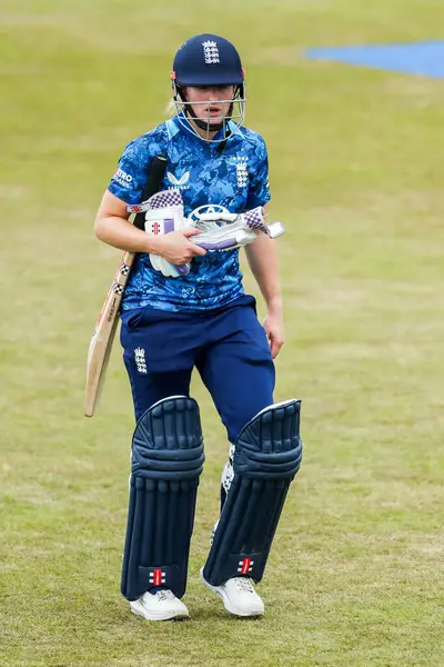 İngiltere 'den Emma Lamb, 4 Haziran 2025' te Uptonsteel County Ground, Leicester, Birleşik Krallık 'ta düzenlenen 2.