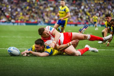 Warrington Wolves 'tan Adam Holroyd, daha sonra 7 Haziran 2025' te Wembley Stadyumu 'nda oynanan Betfred Challenge Cup Final Warrington Wolves vs Hull KR maçında elendi.