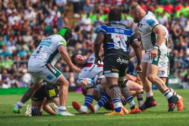 Leicester Tigers 'dan Julin Montoya, Gallagher Premiership play-off Finali' nin 2025 Bath Rugby-Leicester Tigers maçı sırasında İngiltere 'nin Twickenham Stadyumu' nda 14 Haziran 2025 'de Bath Premiership Play-off' da Tom Dunn tarafından sakatlandı.