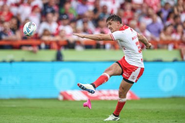 Hull KR 'dan Arthur Mourgue, 13 Haziran 2025' te İngiltere 'nin Hull kenti Kingston' da oynanan Sewell Group Craven Park 'ta oynanan 14. Hull KR-Catalans Dragons maçında bir gol için dönüştürüldü.