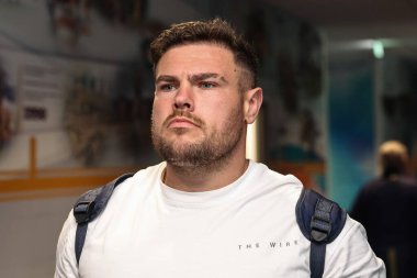 Warrington Wolves 'tan Joe Philbin Warrington Wolves Arron Lindop 14. Betfred Süper Lig Roundu sırasında Headingley Stadyumu, Leeds, Birleşik Krallık, 14 Haziran 2025' de Leeds 'e karşı Warrington Wolves maçında geldi.