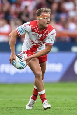 Hull KR 'dan Jez Litten, 13 Haziran 2025' te İngiltere 'nin Hull kenti Kingston' da oynanan Sewell Group Craven Park 'ta oynanan 14. Hull KR-Catalans Dragons müsabakasında topa vuruyor.