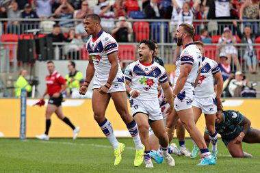 Wakefield Trinity 'den Corey Hall, 15 Haziran 2025' te Birleşik Krallık 'ın Wakefield şehrindeki DIY Kitchens Stadyumu' nda oynanan 14.