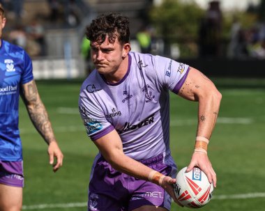 Warrington Wolves 'tan Jordy Crowther 14. Betfred Süper Lig Roundu' nda ısınma turunda Leeds Wolves 'a karşı Headingley Stadyumu, Leeds, İngiltere, 14 Haziran 2025