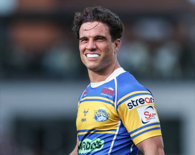 Leeds Rhinos 'tan Brodie Croft' u deneyin 14. Betfred Süper Lig Roundu sırasında Leeds Gergedan ve Warrington Wolves Headingley Stadyumu, Leeds, İngiltere, 14 Haziran 2025