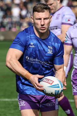 Warrington Wolves 'tan George Williams 14 Haziran 2025' te Headingley Stadyumu 'nda oynanan Betfred Süper Lig karşılaşmasında ısındı.