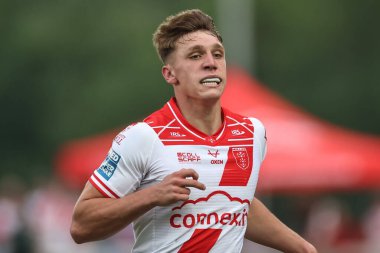 Hull KR takımından Noah Booth, 13 Haziran 2025 'te İngiltere' nin Hull kentinde oynanan Sewell Group Craven Park 'ta oynanan 14.