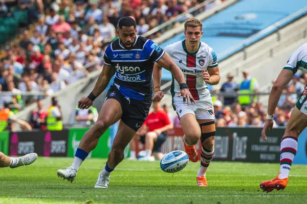 Bath 'dan Joe Cokanasiga ve Leicester Tigers' dan Jack van Poortvliet Gallagher Premiership play-off Finali 'nde karşılaşacaklar: 2025 Bath Rugby - Leicester Tigers Allianz Stadyumu, Twickenham, İngiltere, 14 Haziran 2025