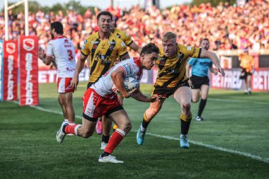 Hull KR 'dan Arthur Mourgue, 19 Haziran 2025' te İngiltere 'nin Castleford kentinde oynanan 15. Betfred Süper Ligi karşılaşmasında Castleford Tigers ve Hull KR' a karşı oynuyor.