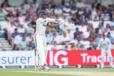 Hintli Yashasvi Jaiswal, 1. Rothesay Test Maçı 'nda 6 (6) puan aldı. 1. İngiltere Hindistan' a karşı Headingley Cricket Ground, Leeds, İngiltere, 20 Haziran 2025