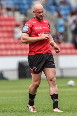 Salford Red Devils takımının Chris Hill 'i Betfred Süper Lig 15' inci raundunda Salford Red Devils Hull FC 'ye karşı Salford Community Stadyumu, Eccles, İngiltere, 22 Haziran 2025