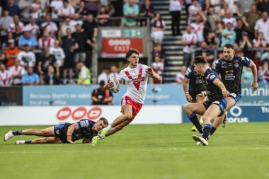 St. Helens 'den Owen Dagnall, Betfred Süper Lig' in 15. Turu 'nda St Helens - Leeds Rhinos maçında 20 Haziran 2025' te St Helens Stadyumu 'nda topa vuruyor.