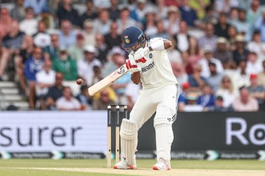 Hindistan 'dan KL Rahul, 1. Rothesay Test Maçı' nda 4 (4), 3. Gün İngiltere, Hindistan 'a karşı Headingley Cricket Ground, Leeds, Birleşik Krallık, 22 Haziran 2025