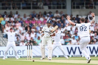 1. Rothesay Test Maçı 'nda Hindistan' a karşı Headingley Kriket Sahası, Leeds, İngiltere, 20 Haziran 2025 'te oynanan 1. Rothesay Test Maçı' nda Hintli Yashasvi Jaiswal 'ın LBW itirazları reddedildi.