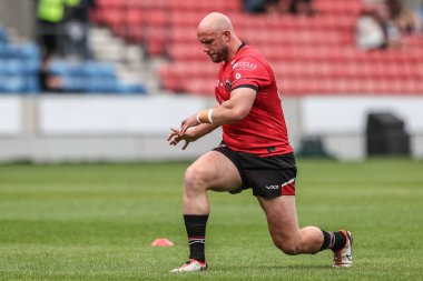 Salford Red Devils takımının Chris Hill 'i Betfred Süper Lig 15' inci raundunda Salford Red Devils Hull FC 'ye karşı Salford Community Stadyumu, Eccles, İngiltere, 22 Haziran 2025