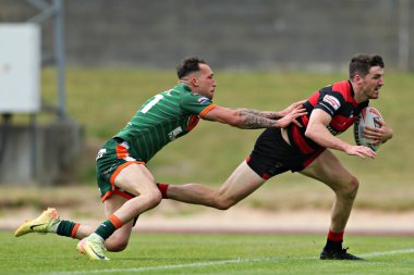 Barrow Raiders takımından Shane Toal, 22 Haziran 2025 'te Güney Leeds Stadyumu' nda oynanan Betfred Şampiyonası maçında Hunslet RLFC - Barrow Raiders maçında gol attı.