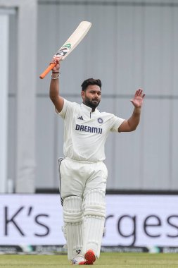 Hindistan Rishabh Pant, 1. Rothesay Test Günü 'nde (100 koşu) 1.