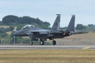 Birleşik Devletler Hava Kuvvetleri McDonnell Douglas, F-15 Eagle 26 Haziran 2025 'te RAF Lakenheath, Lakenheath' e iniş yaptı.
