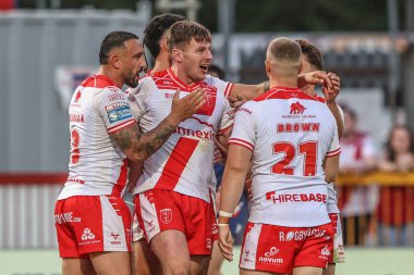 Hull KR 'dan Tom Davies, 27 Haziran 2025' te İngiltere 'nin Hull kenti Kingston' da oynanan Sewell Group Craven Park 'ta oynanan 16.