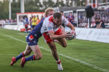 Hull KR 'dan Joe Burgess, 27 Haziran 2025' te İngiltere 'nin Hull kenti Kingston' da oynanan Sewell Group Craven Park 'ta oynanan 16.