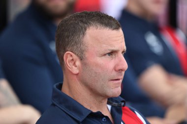 Willie Peters, 27 Haziran 2025 'te İngiltere' nin başkenti Hull 'da oynanan Betfred Süper Lig karşılaşmasında Hull KR ve Wakefield Trinity maçında Hull KR' ın baş antrenörlüğünü üstlendi.