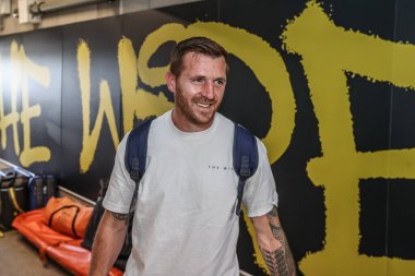Warrington Wolves takımından Marc Sneyd, 28 Haziran 2025 'te oynanan Betfred Süper Lig karşılaşmasında Warrington Wolves' a karşı Hull FC 'nin Halliwell Jones Stadyumu' nda yerini aldı.