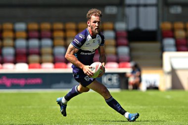 Featherstone Rovers takımından Ben Reynolds, Betfred Şampiyonası maçında York City Knights, Featherstone Rovers 'a karşı LNER Community Stadyumu, York, Birleşik Krallık, 29 Haziran 2025