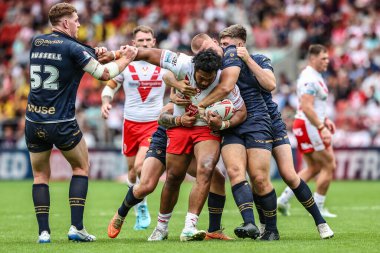 St. Helens takımından Agnatius Paasi, 29 Haziran 2025 'te St Helens ile Salford Red Devils arasında oynanan Betfred Süper Lig karşılaşmasında elendi.