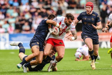 St. Helens takımından Kyle Feldt, 29 Haziran 2025 'te St Helens ile Salford Red Devils arasında oynanan Betfred Süper Lig karşılaşmasında elendi.