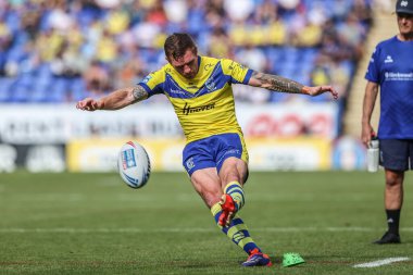 Warrington Wolves takımından Marc Sneyd, 28 Haziran 2025 'te Warrington Jones Stadyumu' nda oynanan 16.