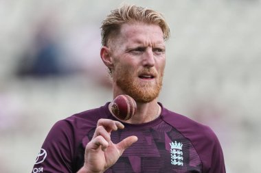 İngiltere kaptanı Ben Stokes 2 Temmuz 2025 'te İngiltere' nin Edgbaston, Birmingham 'da Hindistan' a karşı oynadığı 2. Rothesay Test Maçı 'nda ısınma öncesi oturumda
