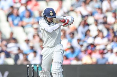 Hindistan kaptanı Shubman Gill, 2 Temmuz 2025 'te Birmingham, İngiltere' nin Edgbaston kentinde oynanan 1. Rothesay Test Maçı 'nda 4 (4) vuruş yaptı.