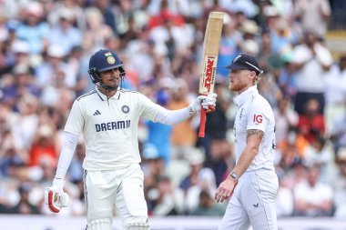 Hindistan kaptanı Shubman Gill, İngiltere 'nin Edgbaston, Birmingham, İngiltere' de 2 Temmuz 2025 'te oynanan 1. Rothesay Test Maçı' nda 1,5.