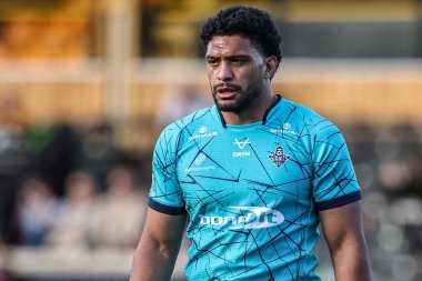 Huddersfield Giants takımından Taane Milne 17. Betfred Süper Ligi karşılaşmasında ısınma turunda Castleford Tigers, Huddersfield Giants 'a karşı The Mend-A-Hose Jungle, Castleford, Birleşik Krallık, 3 Temmuz 2025