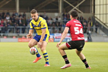 Warrington Wolves 'tan George Williams 17. Betfred Süper Ligi karşılaşmasında Salford Red Devils' e karşı Warrington Wolves, Salford Community Stadyumu, Eccles, İngiltere, 4 Temmuz 2025