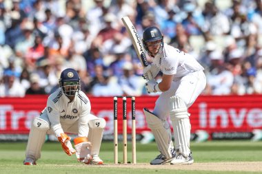 İngiliz Jamie Smith, İngiltere 'nin Birmingham kentinde oynanan 2. Rothesay Test Maçı' nda 3.