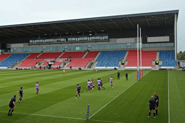 Salford Community Stadyumu 'nun 17. Salford Red Devils - Warrington Wolves maçından önceki genel görüntüsü. Salford Community Stadyumu, Eccles, İngiltere, 4 Temmuz 2025