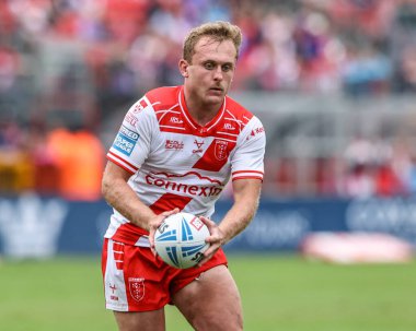 Hull KR 'dan Jez Litten, 17. Betfred Süper Ligi karşılaşmasında Hull KR ile Leeds Rhinos arasında oynanan Sewell Group Craven Park, Kingston üzerine Hull, Birleşik Krallık, 6 Temmuz 2025' te oynanan karşılaşma sırasında harekete geçti.