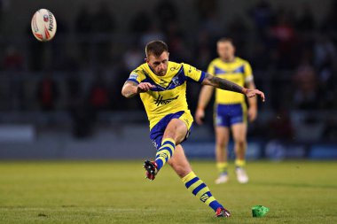 Warrington Wolves takımından Marc Sneyd, Salford Community Stadyumu 'nda oynanan 17. Salford Red Devils - Warrington Wolves maçında başarılı bir dönüşüm gerçekleştirdi.