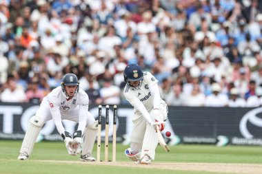 Hindistan kaptanı Shubman Gill, İngiltere 'nin Edgbaston, Birmingham, İngiltere' de oynanan 2. Rothesay Test Maçı 'nda 4 (4) puan aldı.